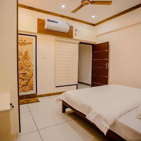 Apartamento Kv By Halcyon Traveltech Anachal Exterior foto