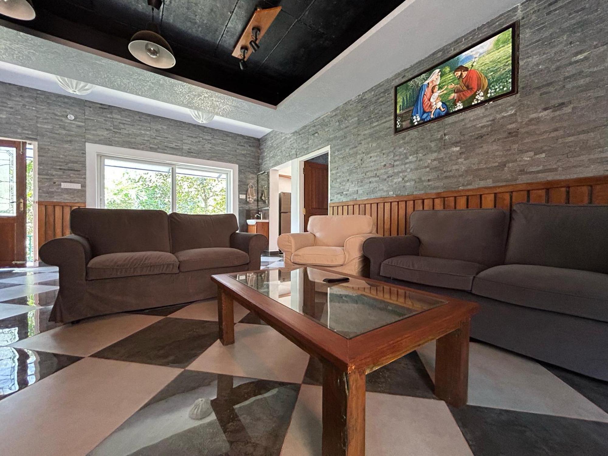 Apartamento Kv By Halcyon Traveltech Anachal Exterior foto